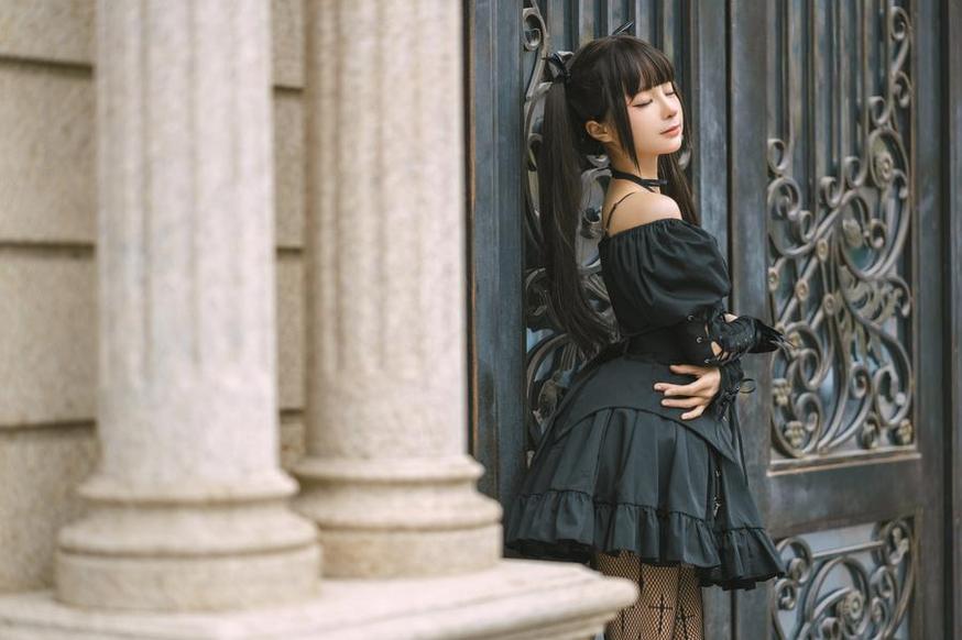 蠢沫沫免费在线观览，呈现花瓣上最唯美的cosplay图片欣赏。