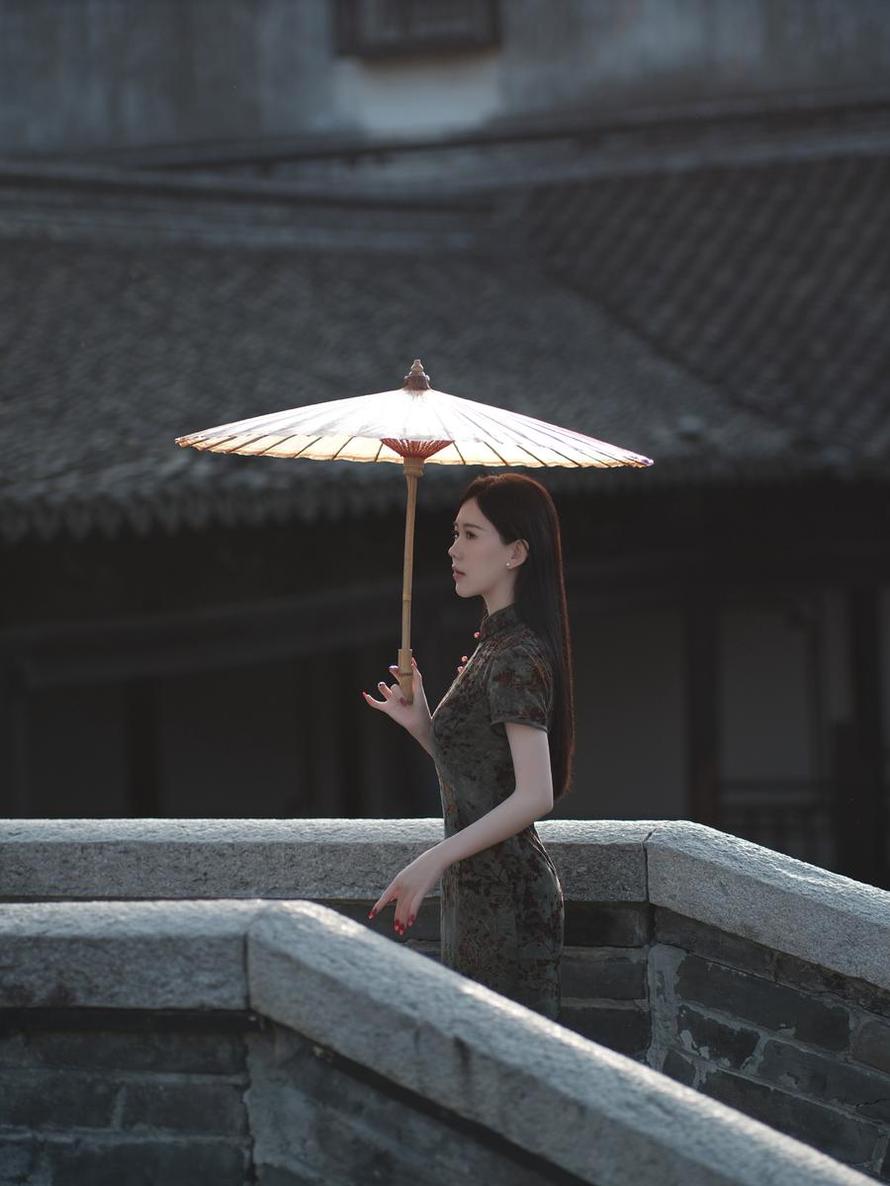 Chloe霏霏粉色足迹：摄影照片，别样日系风情