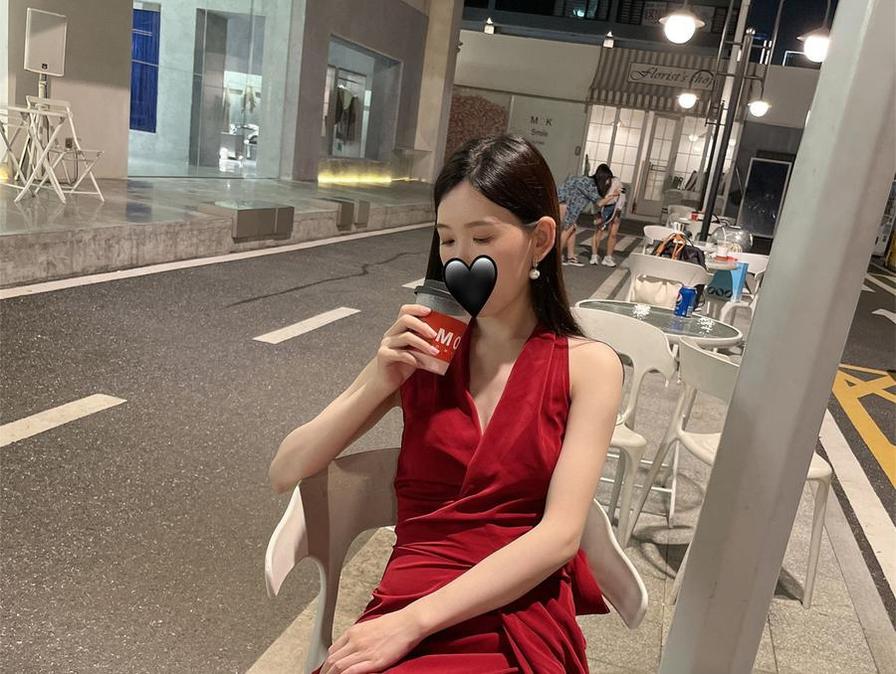 chloe霏霏微博照片：艺术照片典范，永恒经典之作