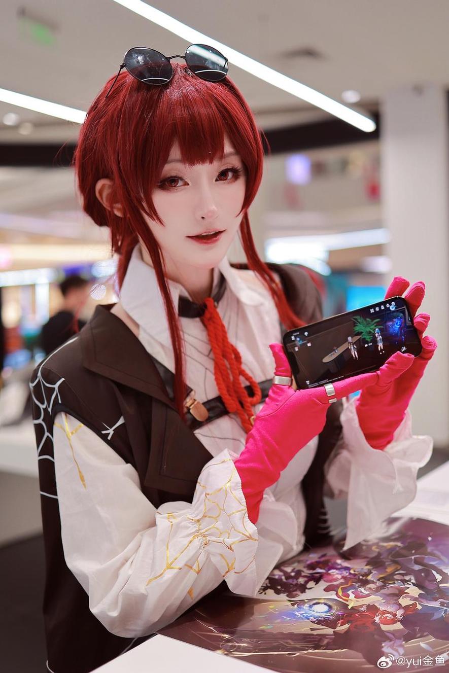Yui金鱼写免费真集的最新分享，为你呈现最惊艳的cos作品精选集