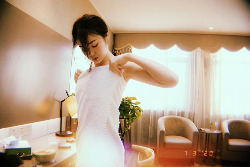 网红一米八的大梨子炸了：掀起美图风潮