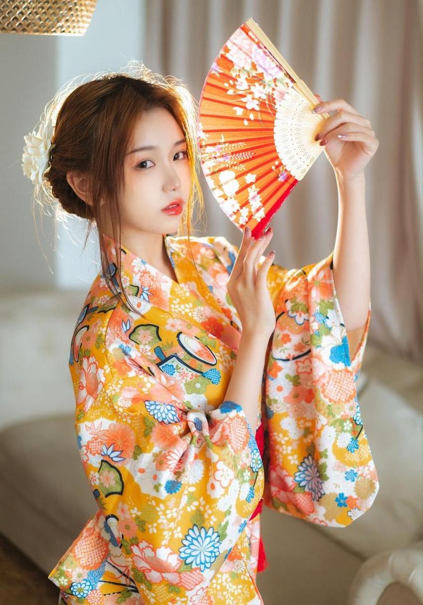 微胖姑娘也能穿出S曲线！选择亦南南南洛可可时代塑身衣解决了一切