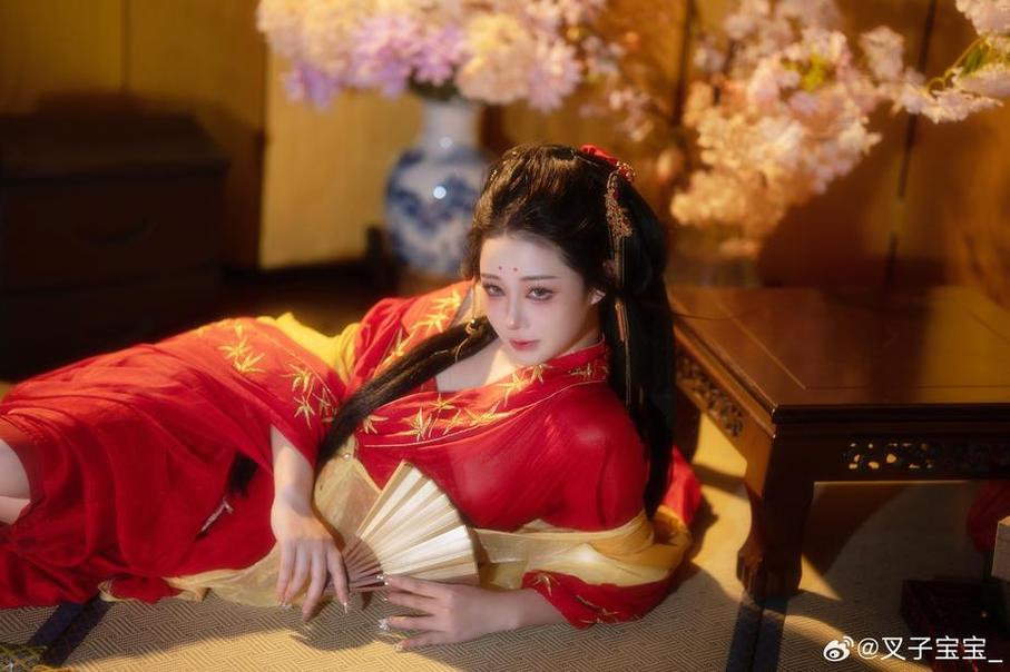 叉子宝宝微博合集：最火cos图片一键下载