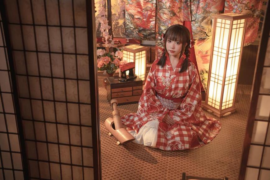 胡桃原图再现，喵小吉cosplay不止于外观