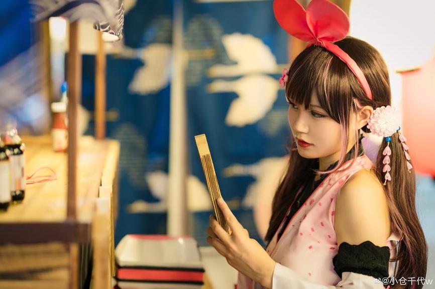 小仓千代w–爱丽丝：高清cosplay图包，走进cosplay的奇妙世界