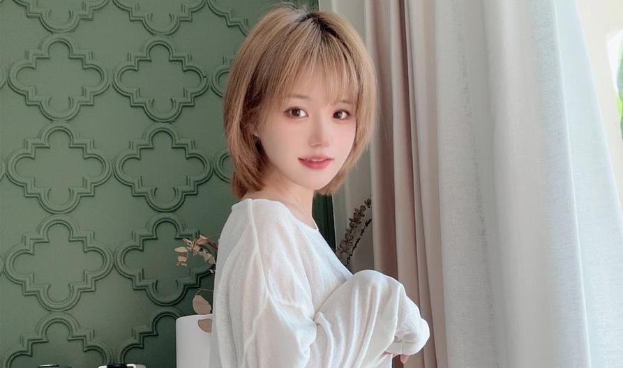 小仓千代fantia3月的绝美摄影作品，完美呈现经典气质