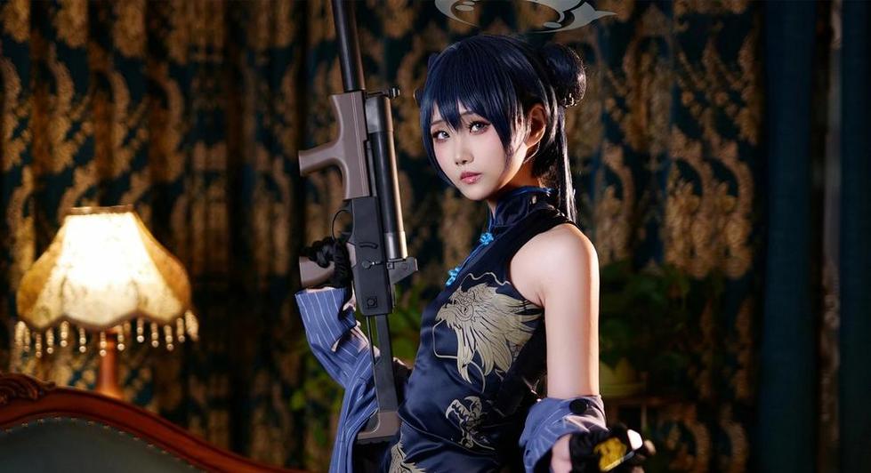 网红晓美妈近日公布的最新作品，堪称唯美大片。