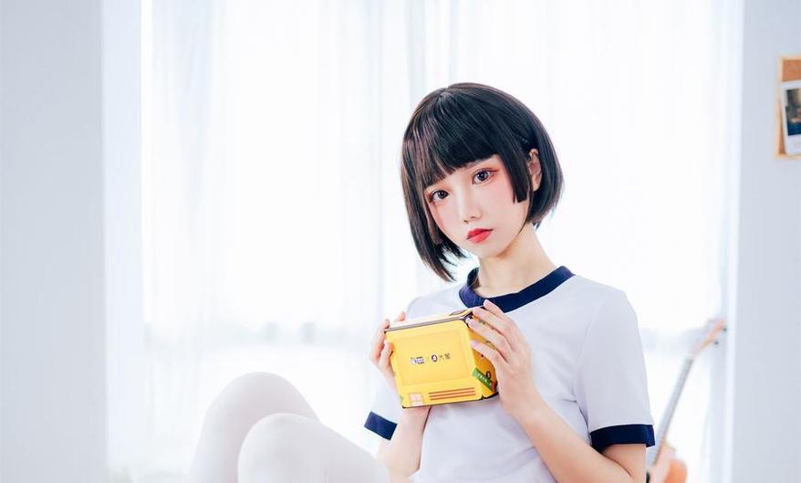 一起来看果咩酱老虎的cosplay图包，绚丽多彩的cos精选