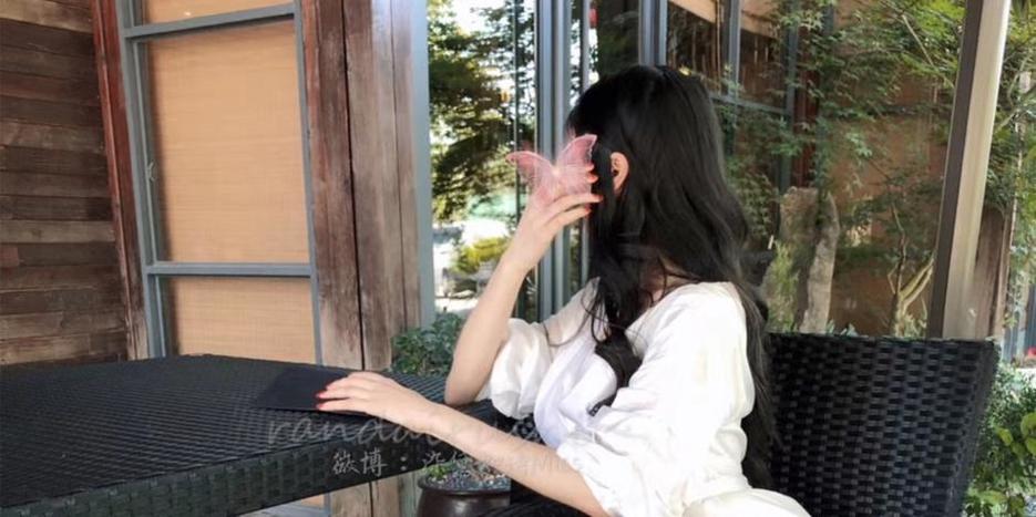 染黛如诗miss微博：合集中心，图图相伴