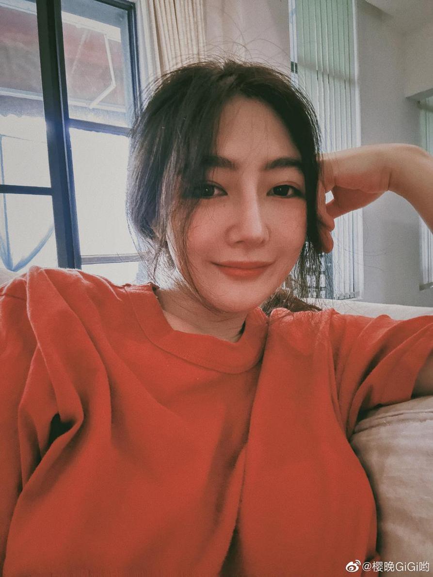 一览樱晚gigi美图，细节处处彰显她的精致