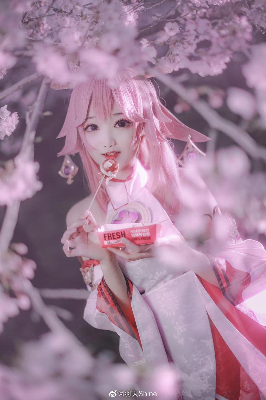 羽天shine资料再现：媲美cos作品的美图合集