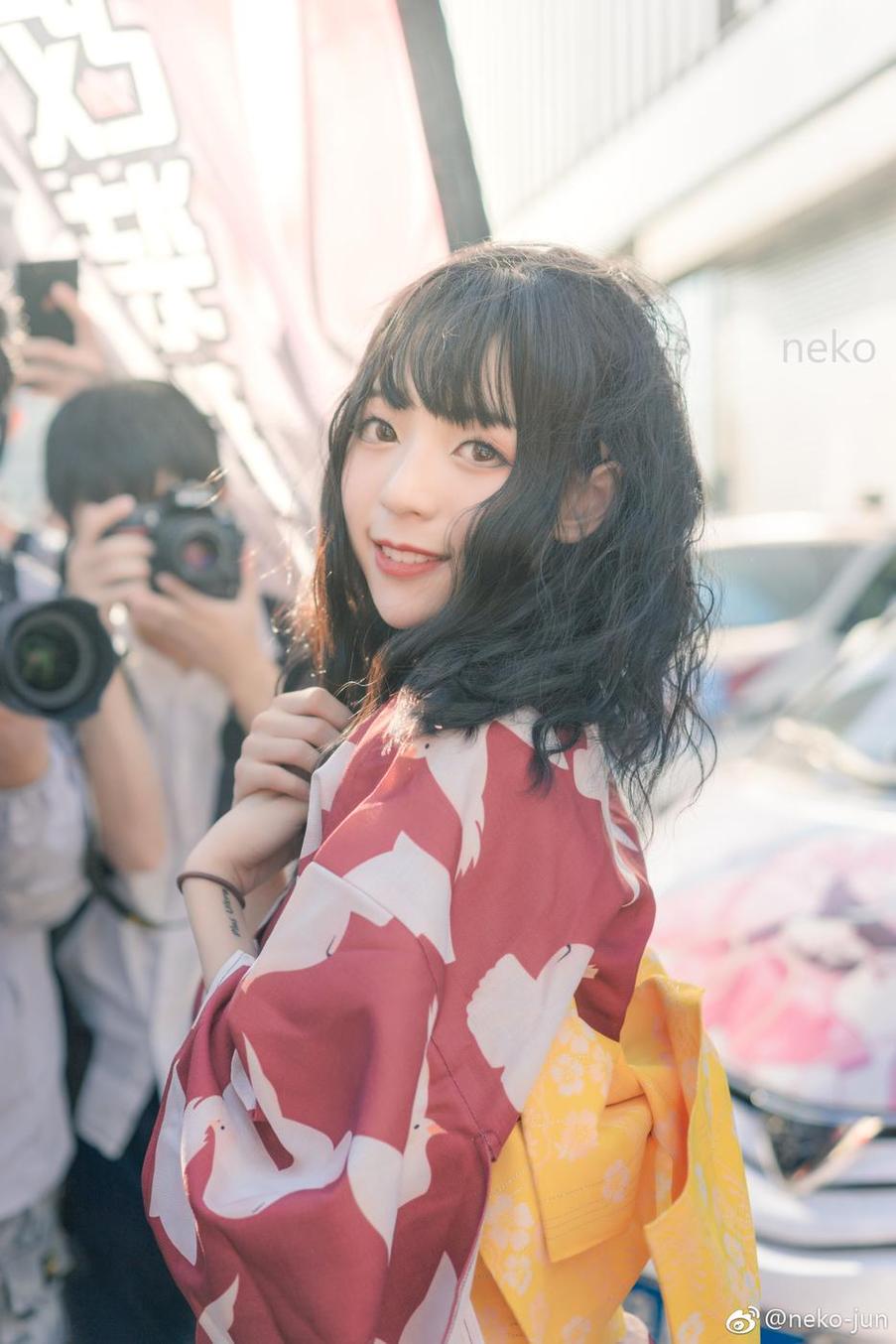 舞小喵地狱王女图，摄影艺术的典范