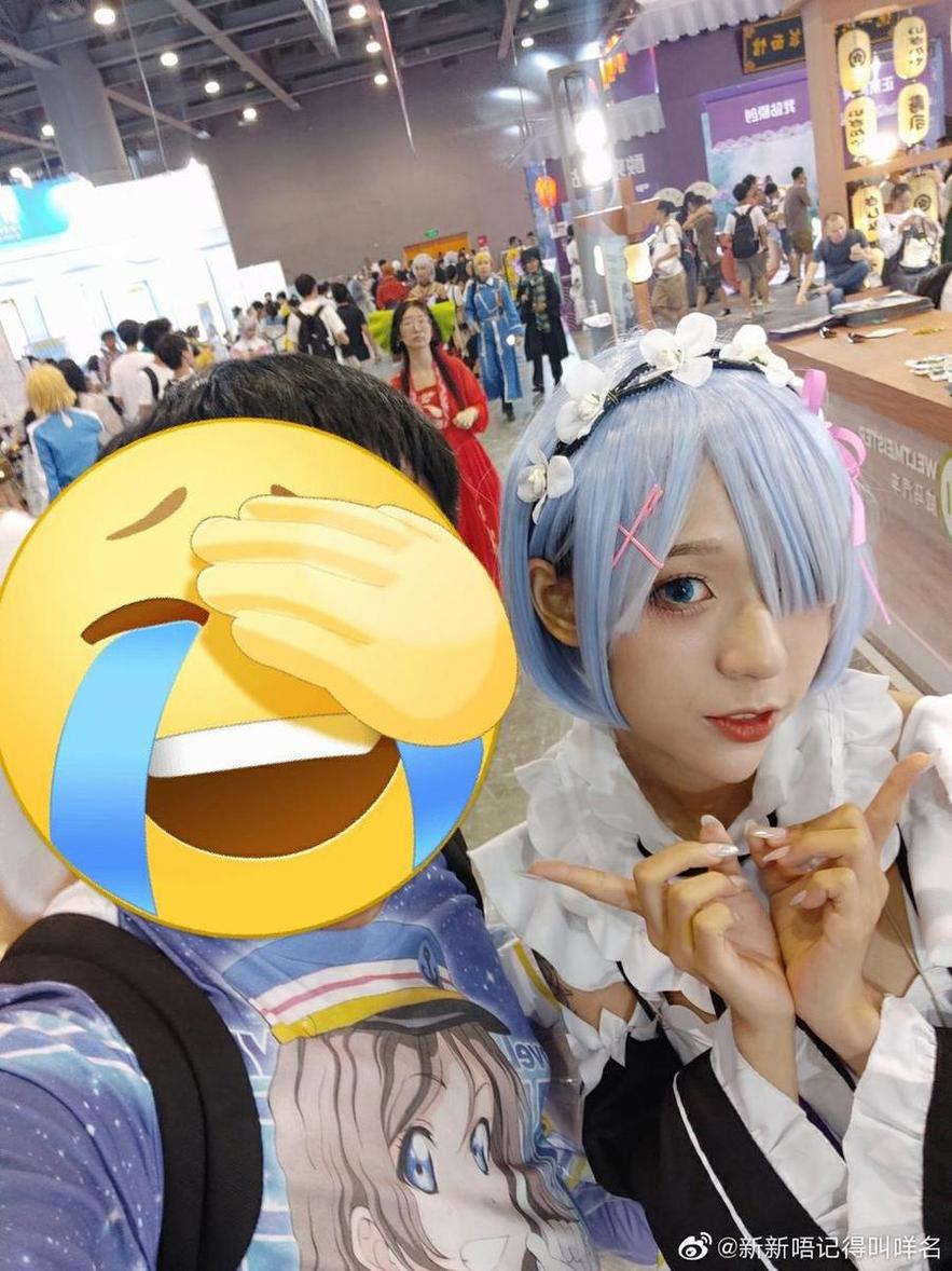 舞小喵个人资料大公开：惊人的cos作品你不能错过