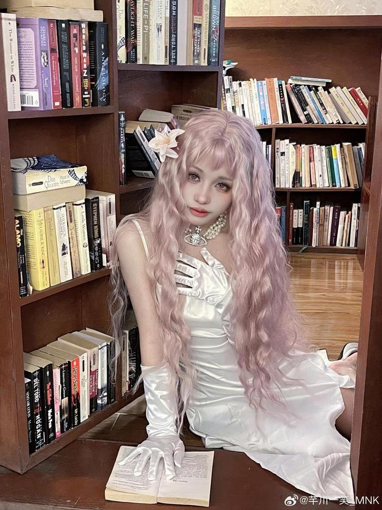 美如仙境的花仙子：芊川一笑修女的cos合集盘点
