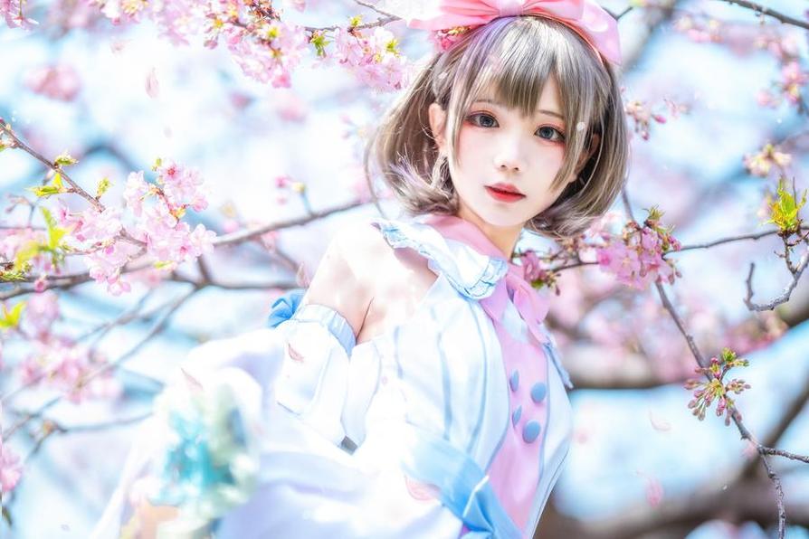 美到心碎！花柒hana柴郡上海人cos作品精选