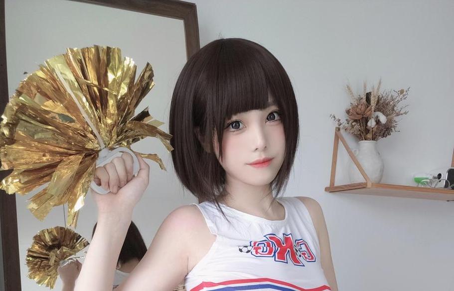 蜜汁猫裘全部作品：飞天小女警的照片集
