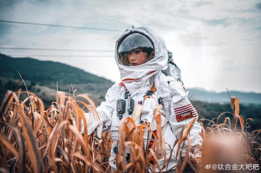 让你入迷的钛合金titi40511552原图，用相机捕捉到了独一无二的摄影美感。
