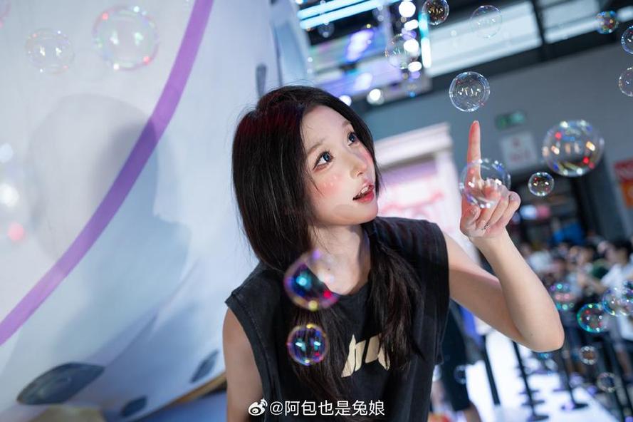 阿包也是兔娘cosrose的超美原图作品