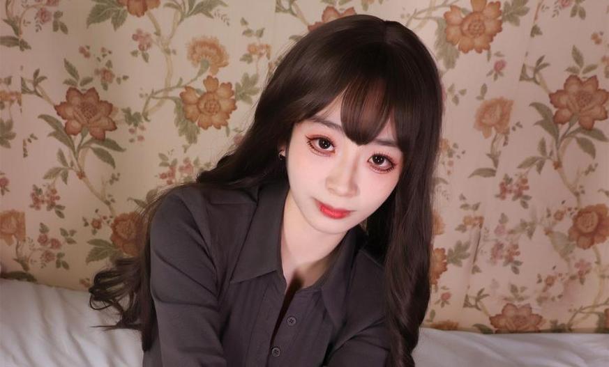 图片盛宴！韶陌陌黑暗护士的超燃视觉套装